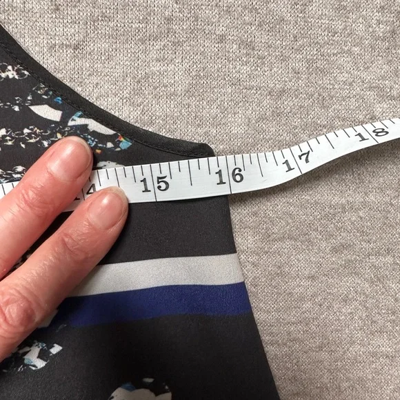 Unique Digital Print Trapeze Hem Tank Top - Picture 8 of 15